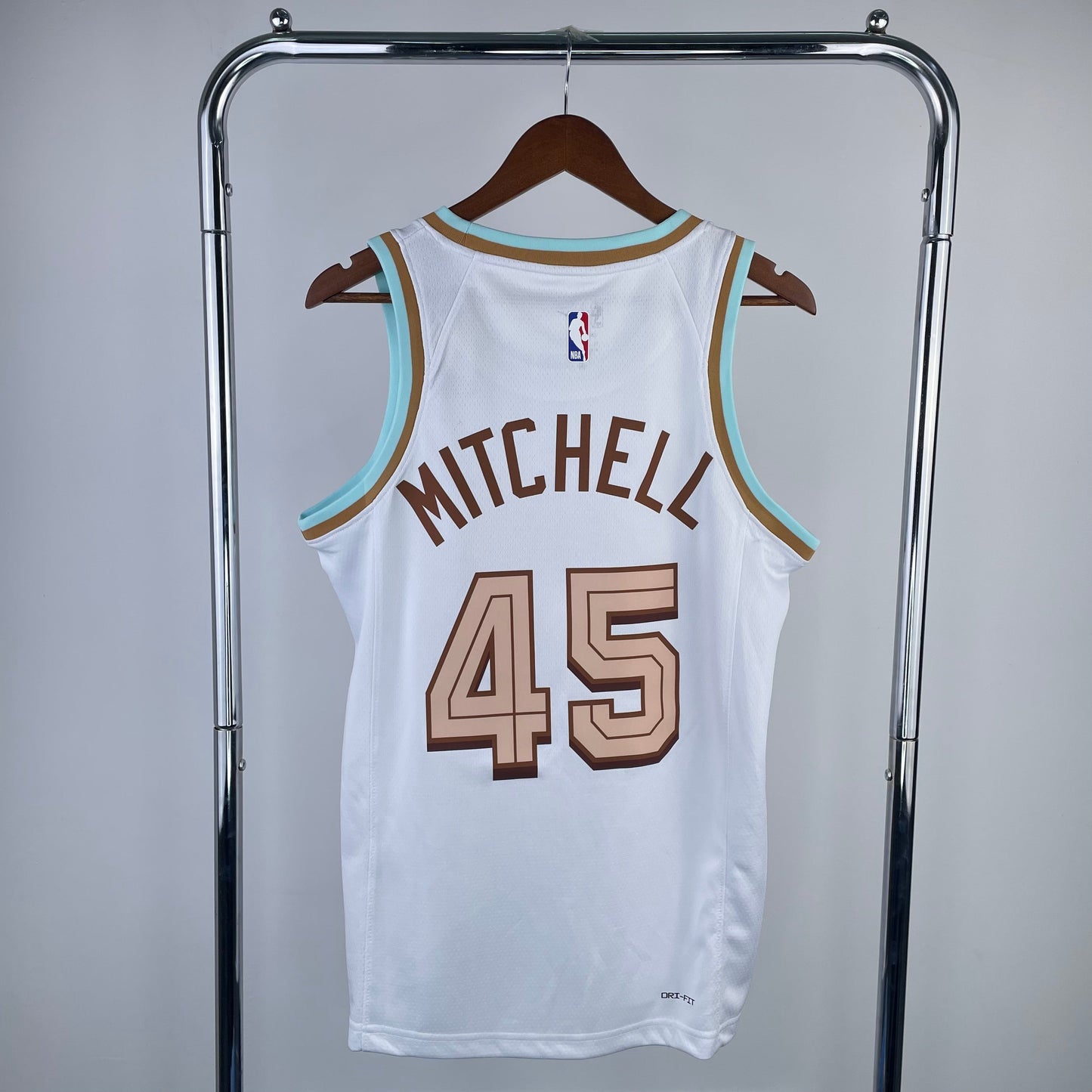 Cleveland Cavaliers 23 (Retro Players)