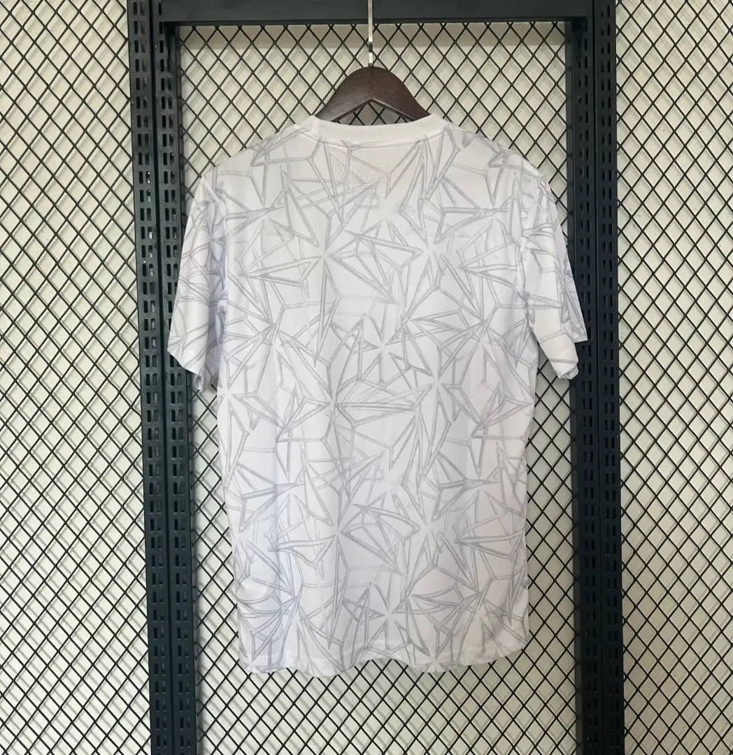 Maillot 24/25 Real Madrid Spécial Blanc L'Univers Du Maillot