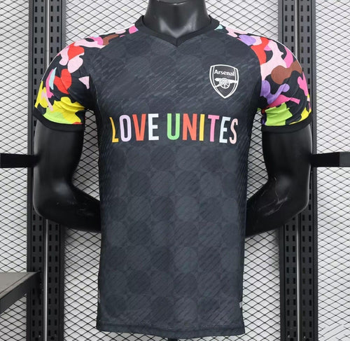 Arsenal maillot Édition « Love Unites » version Player 2023 2024