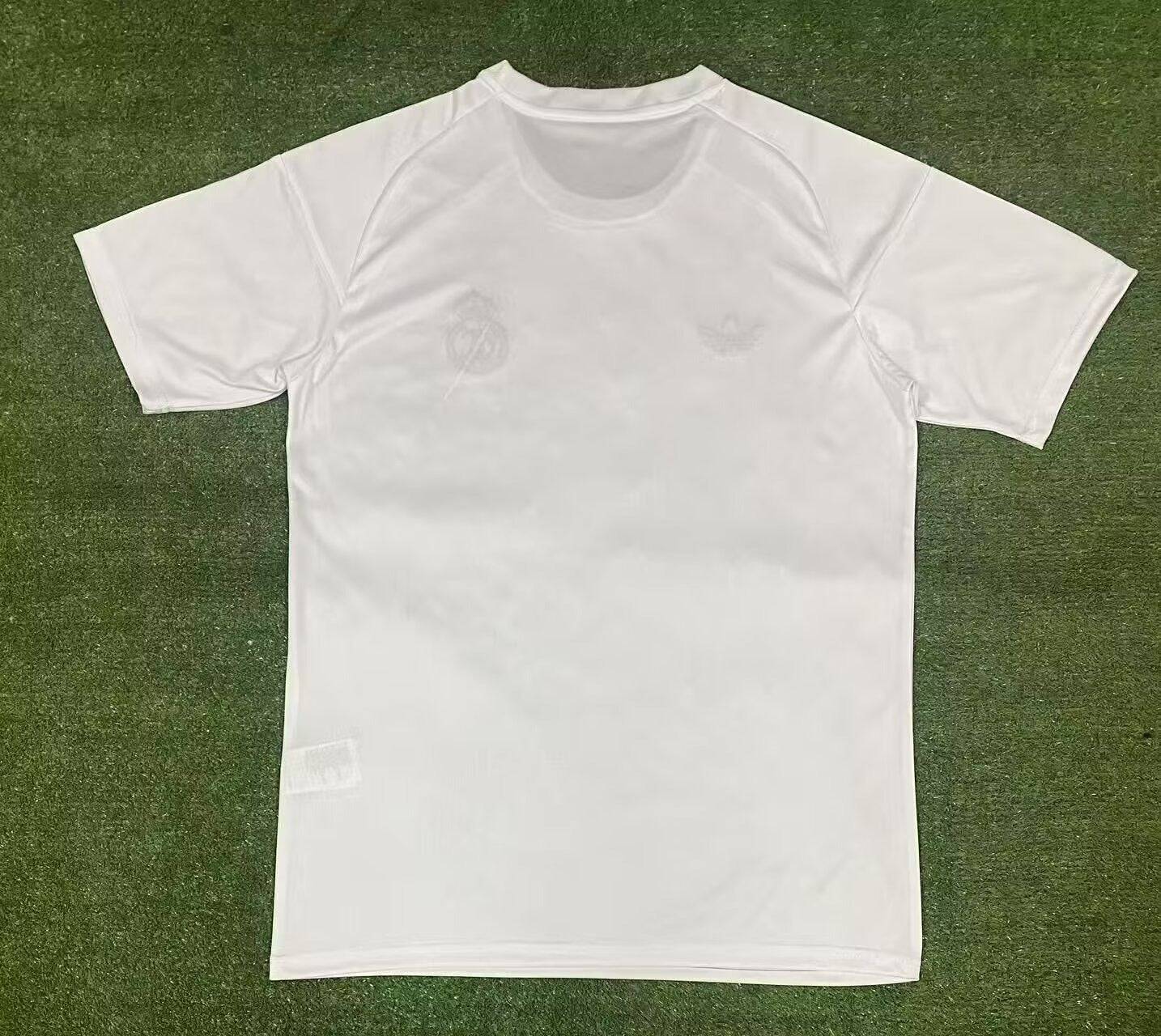 Maillot 24/25 Real Madrid Blanc Spécial Dragon jerseynts
