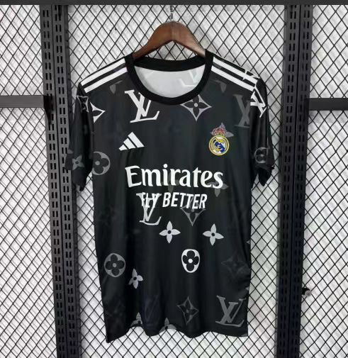 Maillot 25/26 Real Madrid Spécial