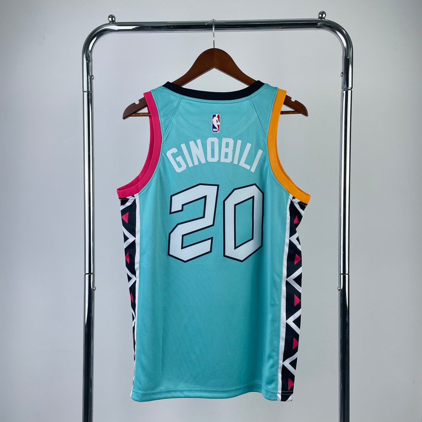 San Antonio Spurs 23 (Retro Players) Nordic Techs