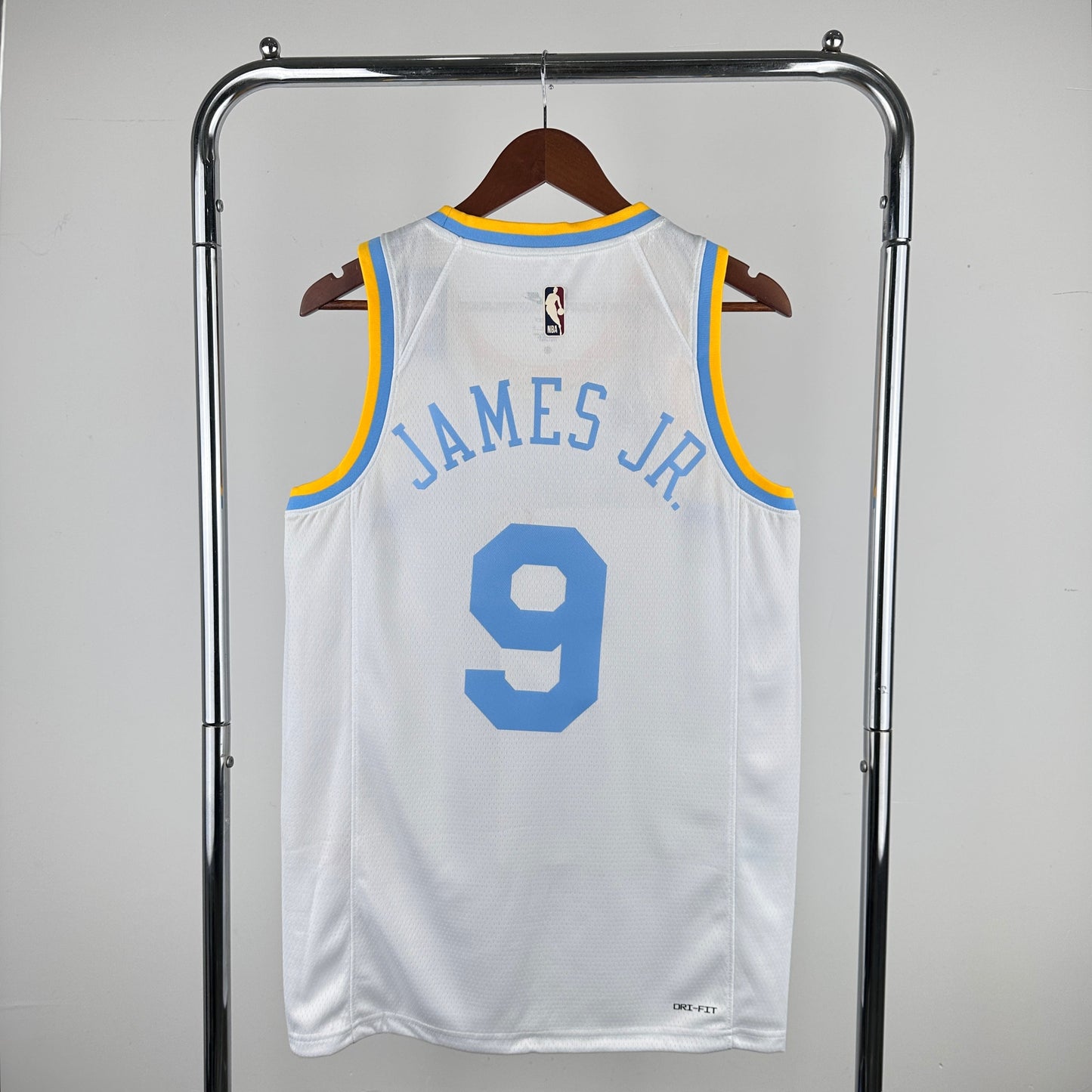 Los Angeles Lakers 23 Nordic Techs