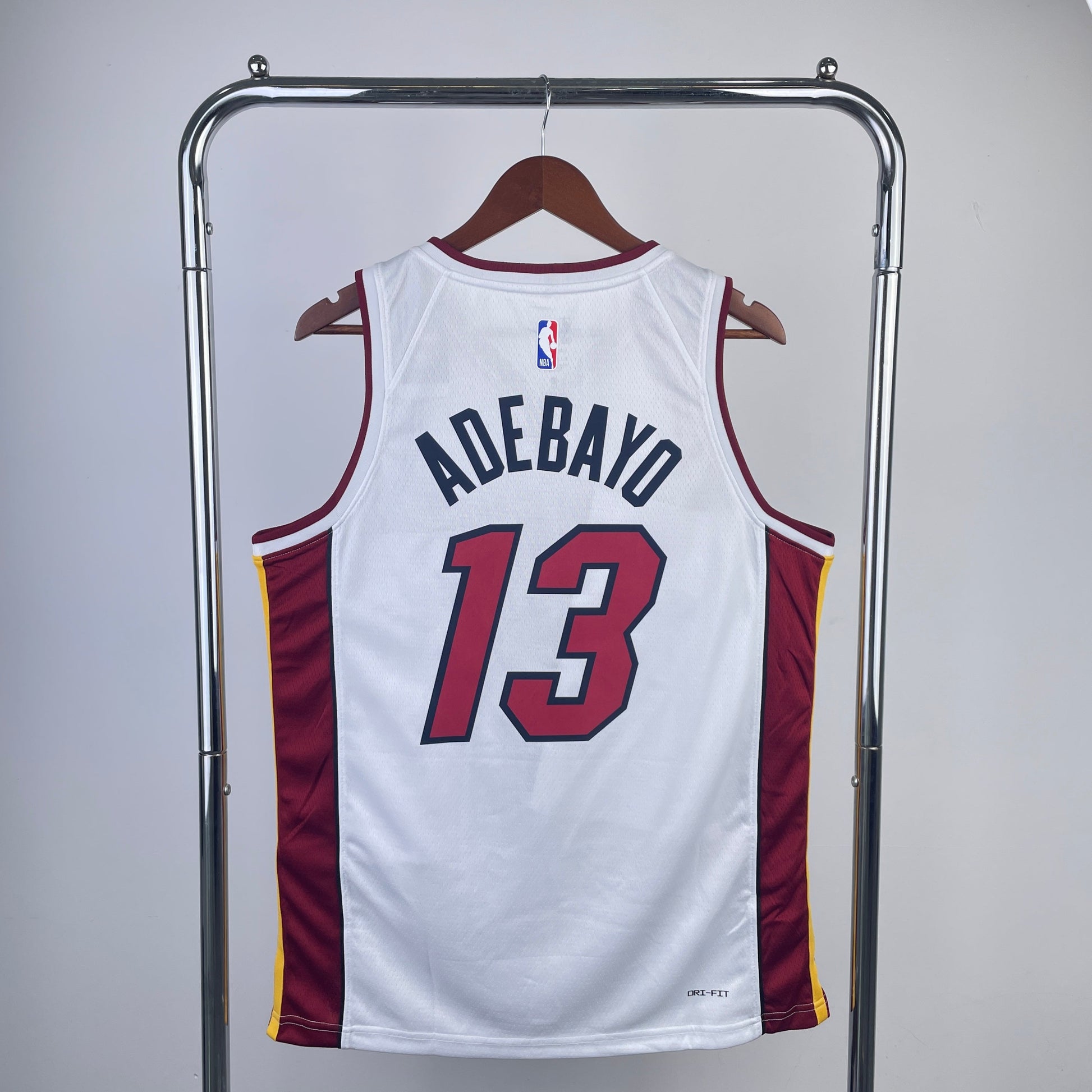 Miami Heat 23 (Retro Players) Nordic Techs