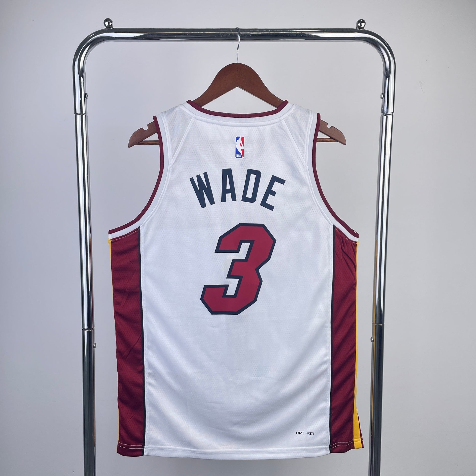 Miami Heat 23 (Retro Players) Nordic Techs
