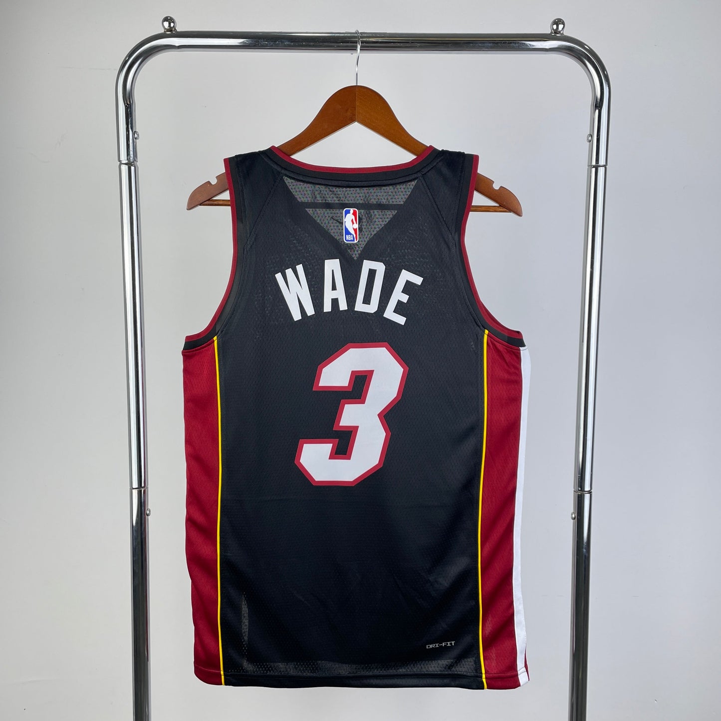 Miami Heat 23 (Retro Players) Nordic Techs