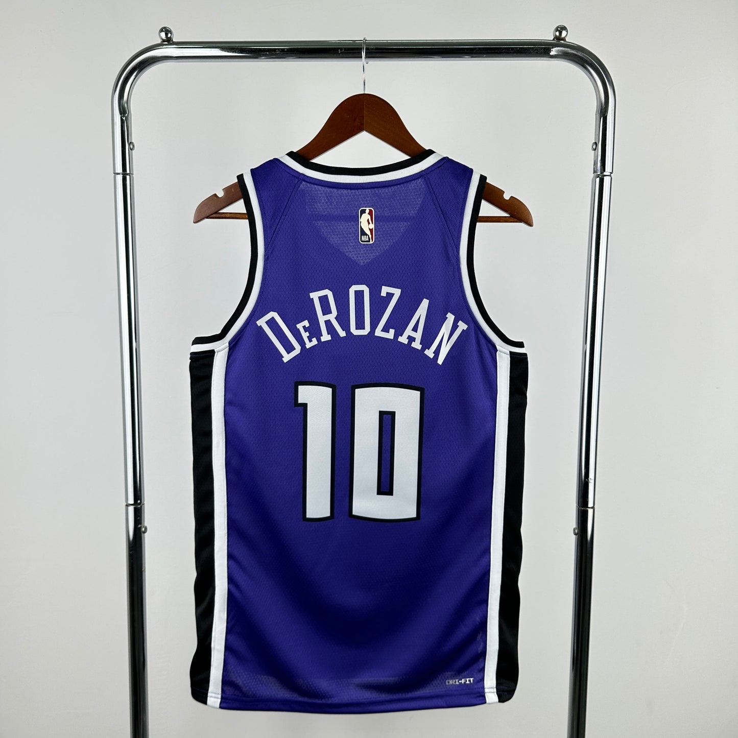 Sacramento Kings 25 Nordic Techs