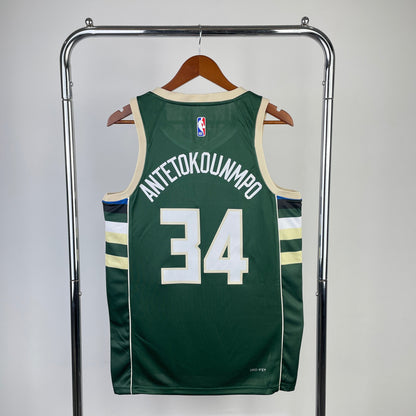 Milwaukee Bucks 23 Nordic Techs
