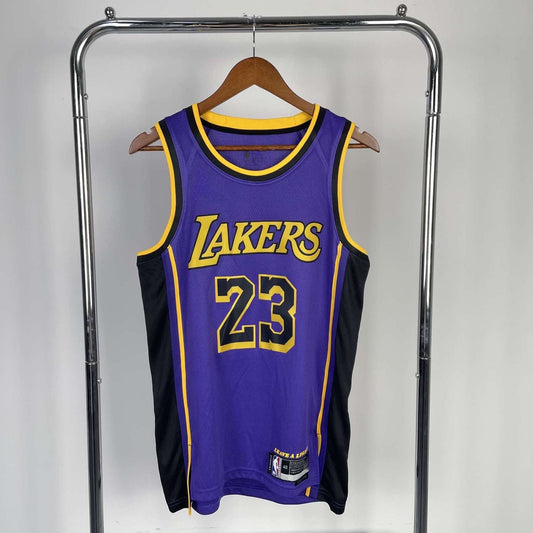 Los Angeles Lakers 23 Nordic Techs