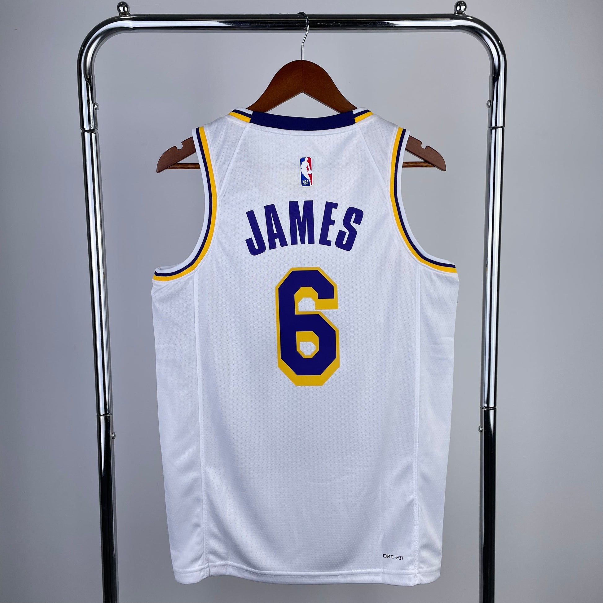 Los Angeles Lakers 23 (Retro Players) Nordic Techs