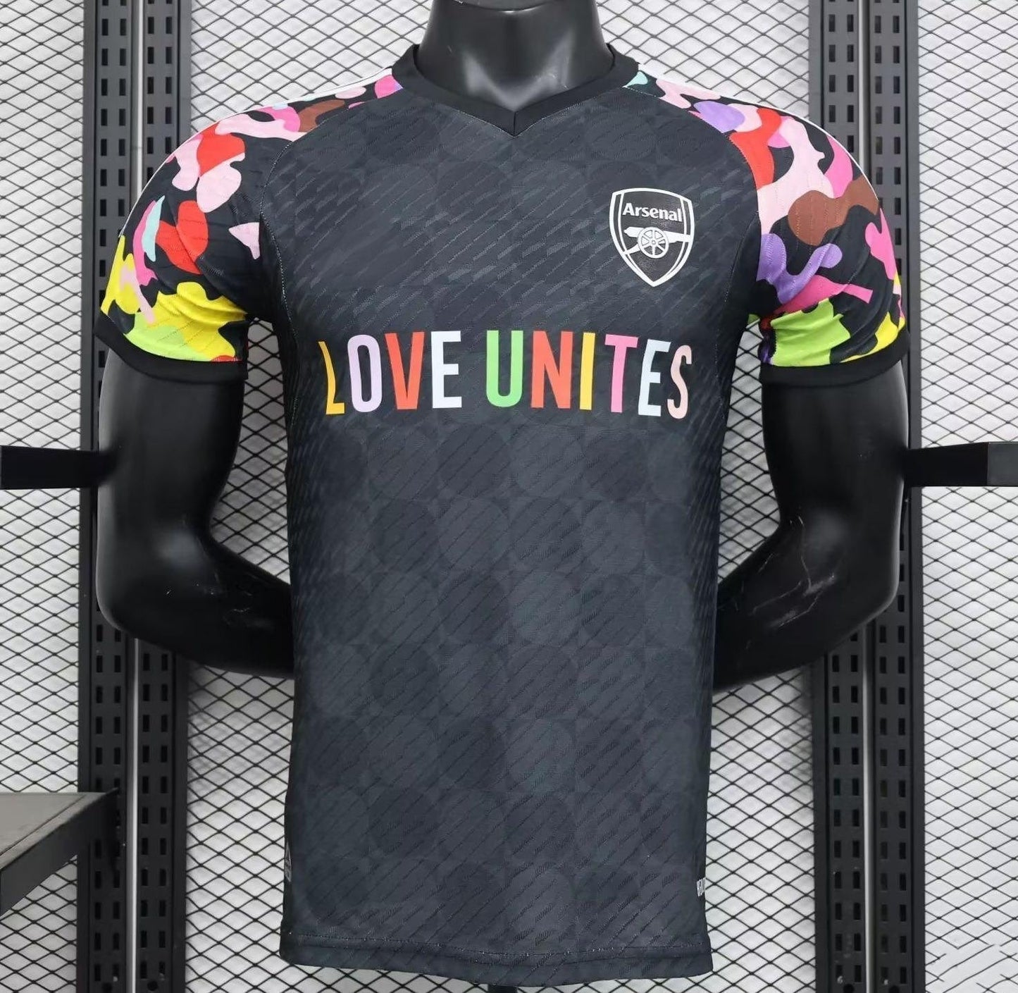 Arsenal maillot Édition « Love Unites » version Player 2023 2024 jerseynts