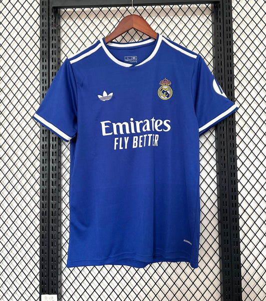 Maillot 25/26 Real Madrid L'Univers Du Maillot